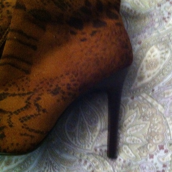 (Sold ) - Picture 3 of 4