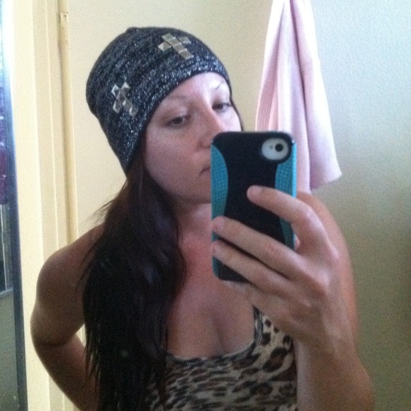 BUNDLED⚠Cross studded Beanie