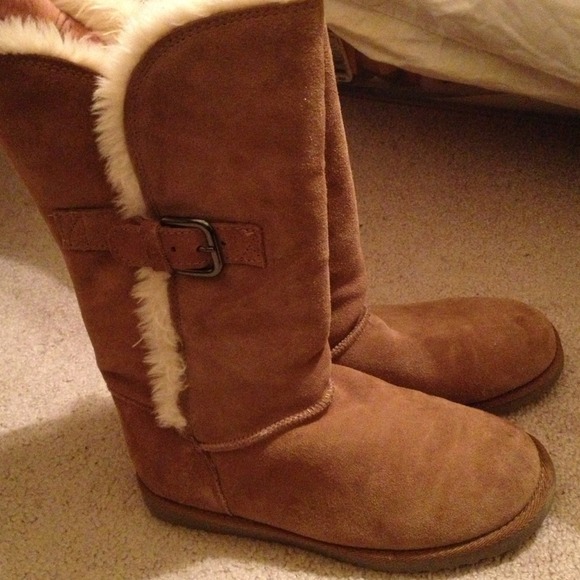Boots and American Eagle Sweater Bundle