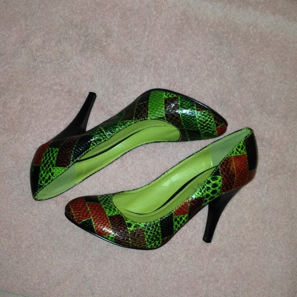 💢Sold in Bundle💢Multi Color Heels