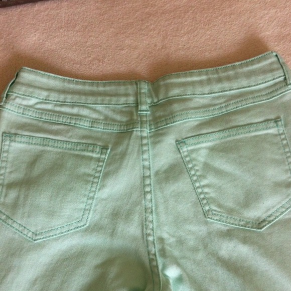 SOLD  NWT Mint Skinny Jeans - Picture 4 of 4