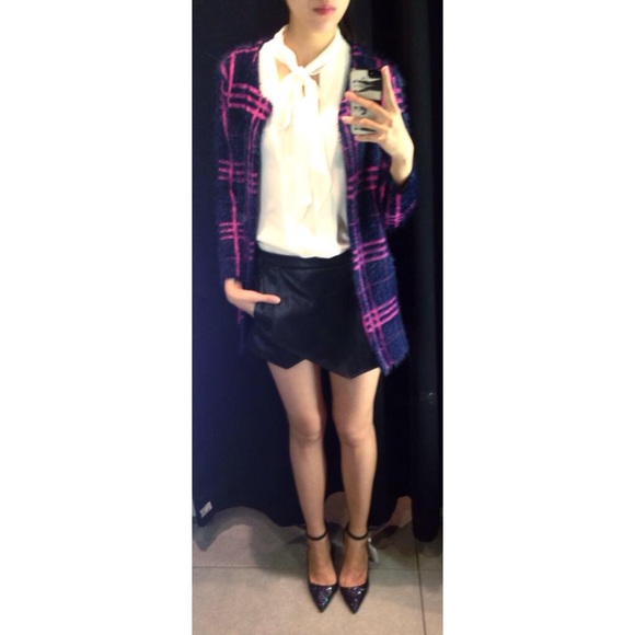 🎉HP🎉 Nasty Gal Plaid Soft Cardigan - Picture 2 of 4