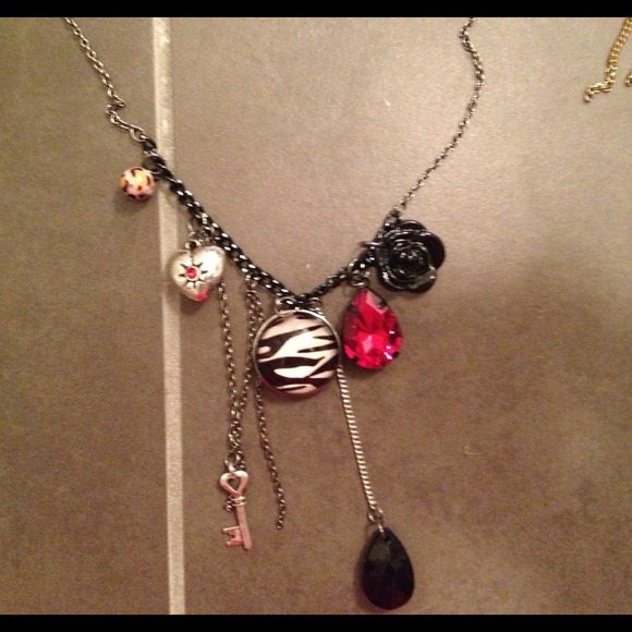 Multi-Colored Necklaces - Picture 4 of 4