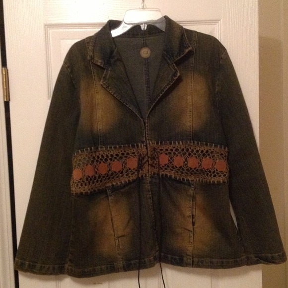 Fabulous Crest "the collection" Denim Jacket