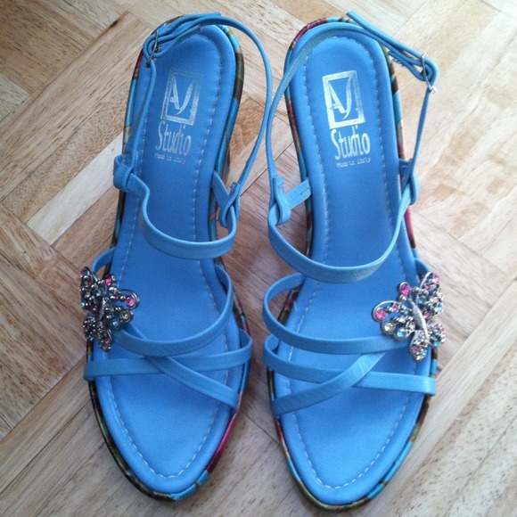 SUMMER SALE! new sandals for next summer!!!