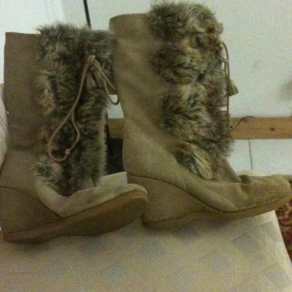STEVE MADDEN Boot