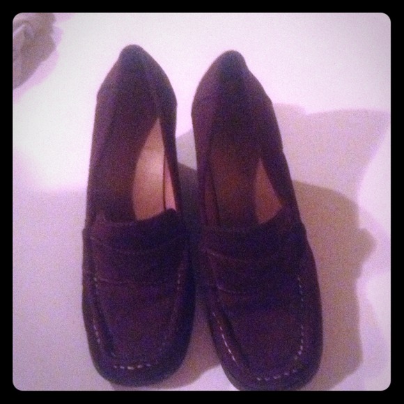 Wedge brown sued shoes