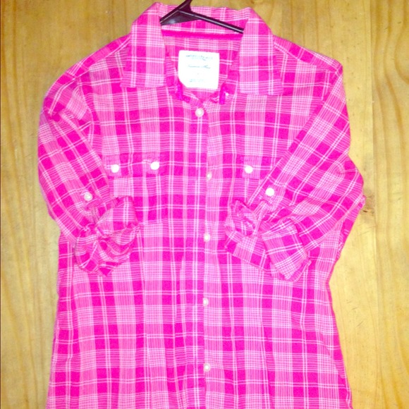 Pink checkered button up ! So cute