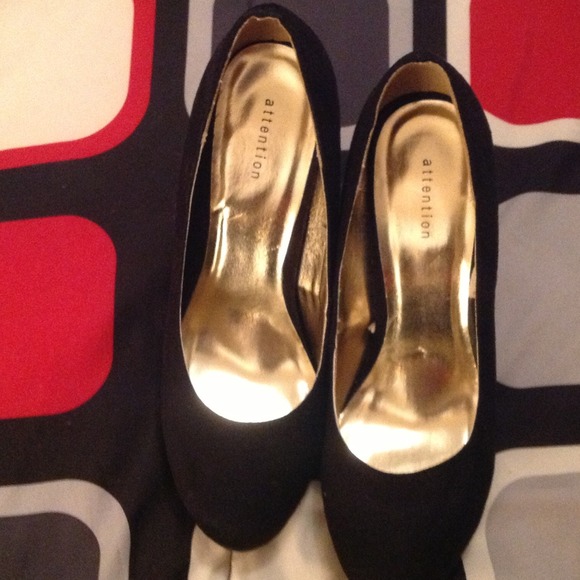 Black Suede Pumps
