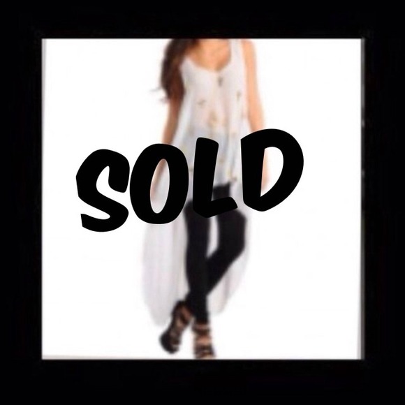 🎀SOLD🎀Sheer, White Chiffon Hi-Low Cross Top