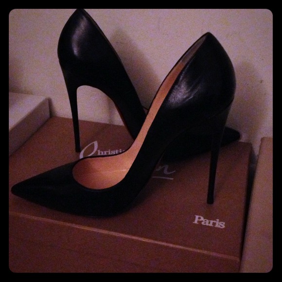 Brand New "So Kate" - 40 fits more like a 9-9.5