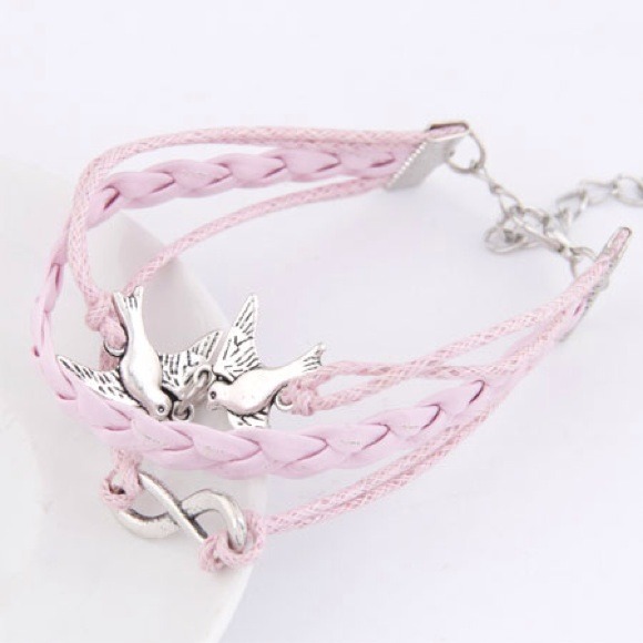 ❌SOLD BUNDLE❌Pink Multi layer Bracelet