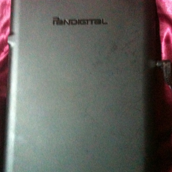 🌟Sold on Amazon🌟🎀PanDigital eReader🎀 - Picture 2 of 3