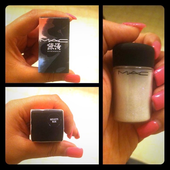 MAC Glitter In Reflects Blue
