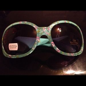 Brand new floral print sunglasses