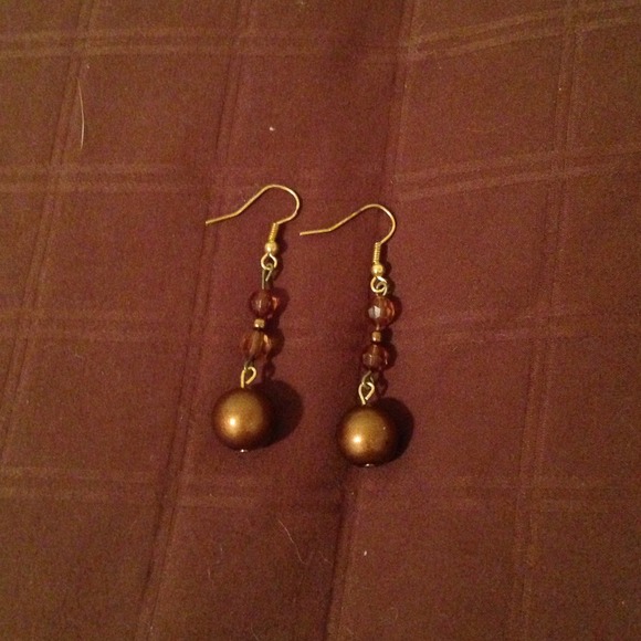 Dangling earrings - Picture 2 of 3