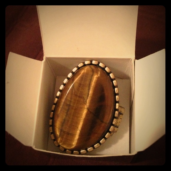 Serious rock stretch ring