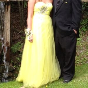 Prom dress
