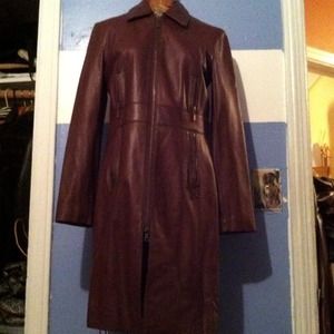 KENNETH COLE Genuine Leather full length jacket.