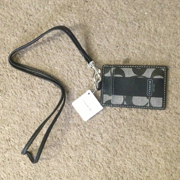 NWT Authentic Coach cardholder w/lanyard