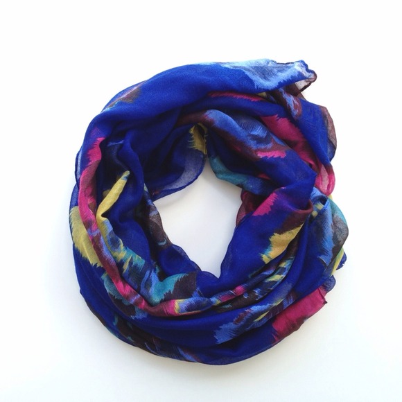 ❌SOLD in Bundle Cobalt Blue Lightweight Scarf.