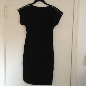 Zipper Shoulder Dress!