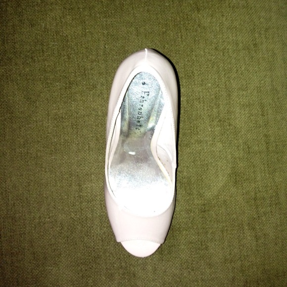 🌟 Reduced Pink Wedges - Picture 4 of 4