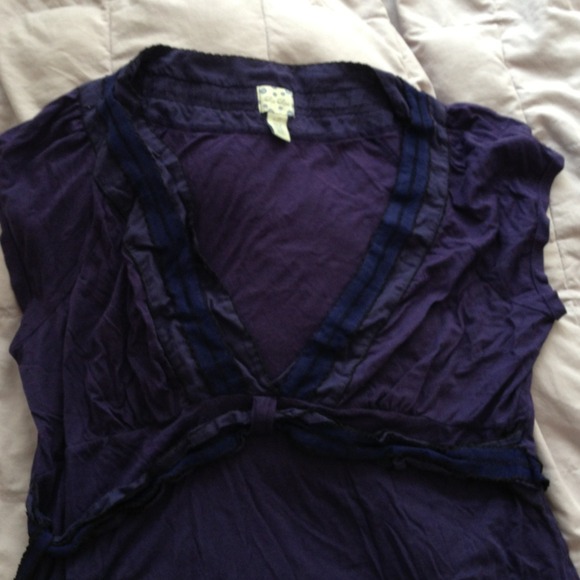 Purple anthro ribbon trimmed V Neck top, waist tie