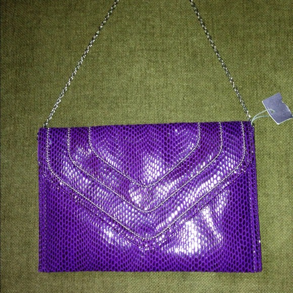 🌟 Reduced New Jennifer Lopez Purse - Picture 2 of 4