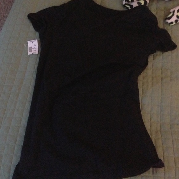 🚫Sold🚫HP 10/11 🎉NWT Aeropostale shirt - Picture 2 of 4