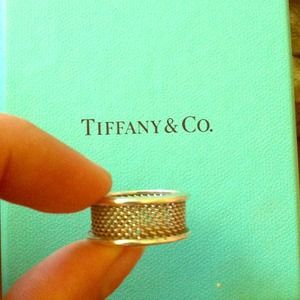 Authentic Tiffany & Co. Mesh ring