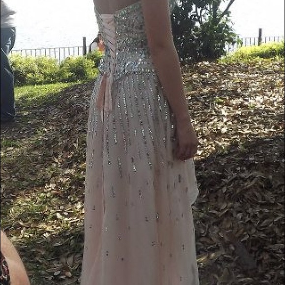 Prom dress - Picture 3 of 4