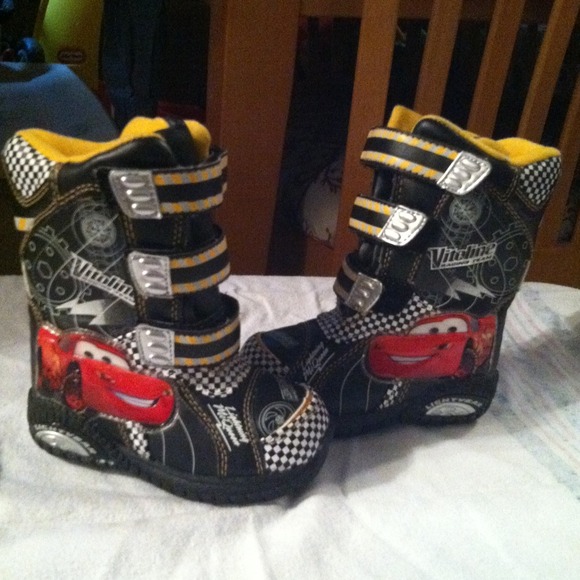 !!!!SOLD IN BUNDLE!!! LIGHTNING MCQUEEN BOOTS