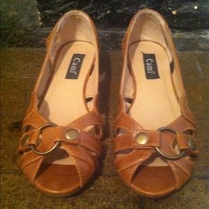 CAMI, tan buckle flats, 6M