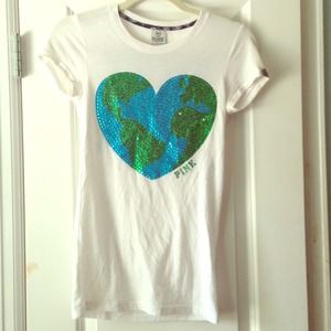 VS Pink best planet ever tee xs