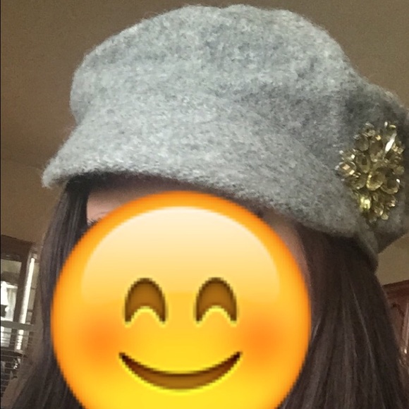 Wool hat - Picture 2 of 2