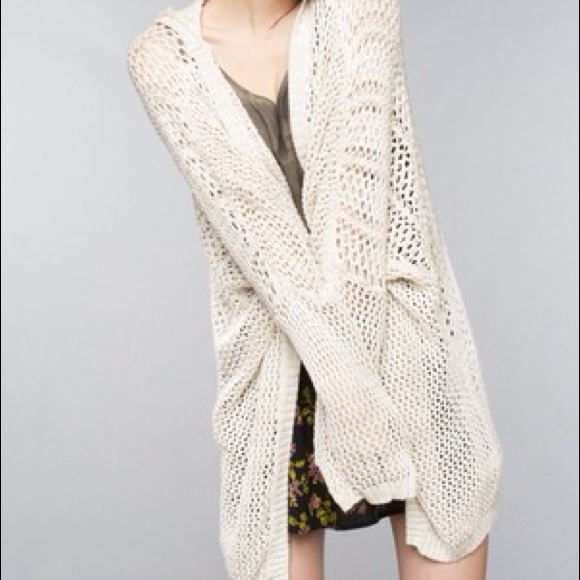 Brandy Melville Moselle sweater