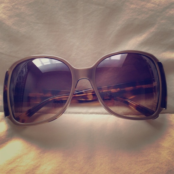 Marc Jacobs Accessories - AUTHENTIC Marc Jacobs Sunglasses