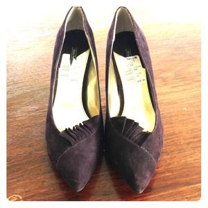 Suede brown 2in heels