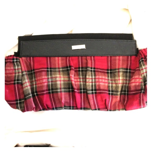 A magnetic Miche purse cover