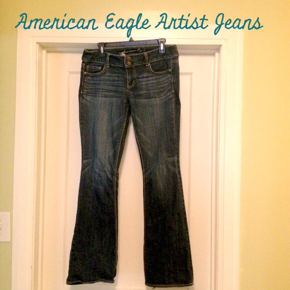 SOLD - American Eagle Jeans