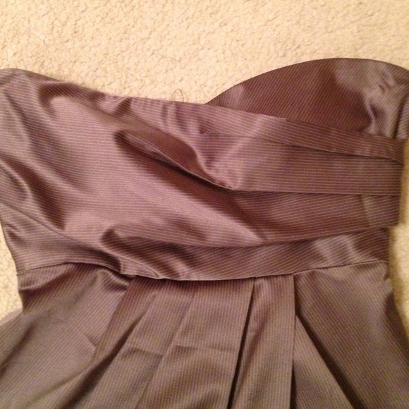 Strapless grey dress - Picture 2 of 3