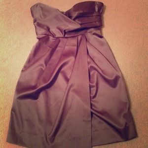 Strapless grey dress