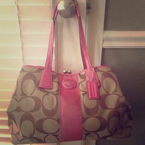 Hold 🌟Reduced🌟Coach Purse, brown and pink