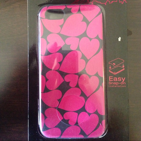 Super cute iPhone 5 hearts case