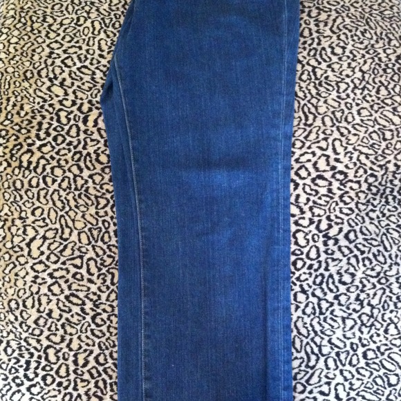 🎀Sold in bundle🎀 - Picture 2 of 3