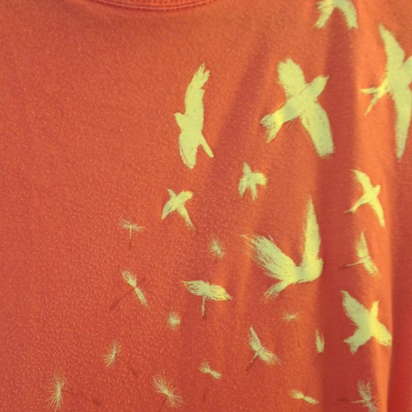 🚫 Sold on Vinted Delia's Graphic Tee - Picture 3 of 3