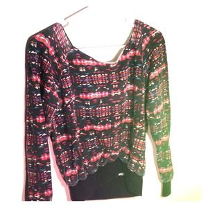 Tribal printed black sweatshirt.