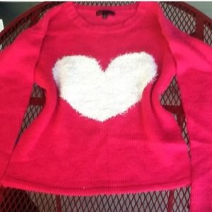adorable pink heart sweater. soft material