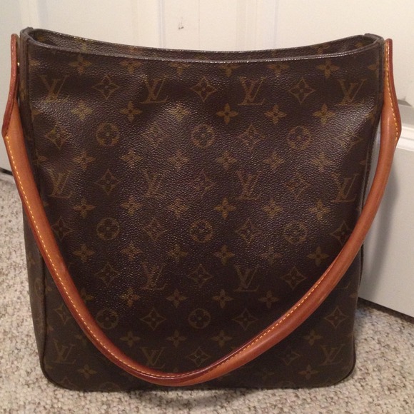 🚫SOLD🚫 LV Monogram Looping Shoulder GM Handbag